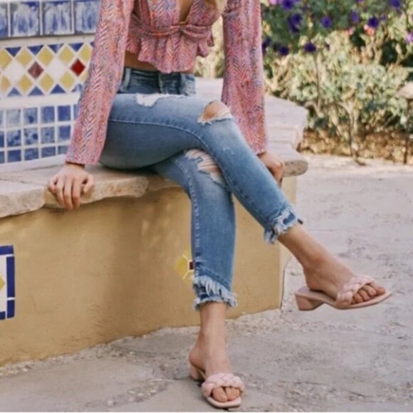 KANCAN Nala Mid Rise Frayed Hem Distressed Ankle Skinny Jean 5/26 KC8574D - Picture 1 of 12